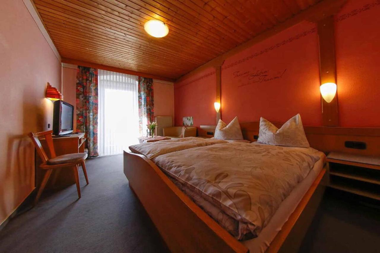 Gasthof-Metzgerei-Pension Schierlitz Rimbach  Eksteriør billede